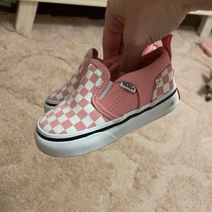Toddler pink vans